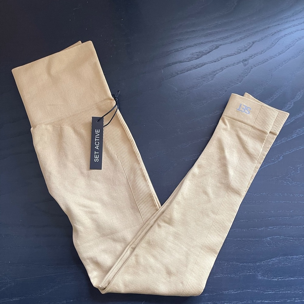 SETactive SCULPTFLEX leggings